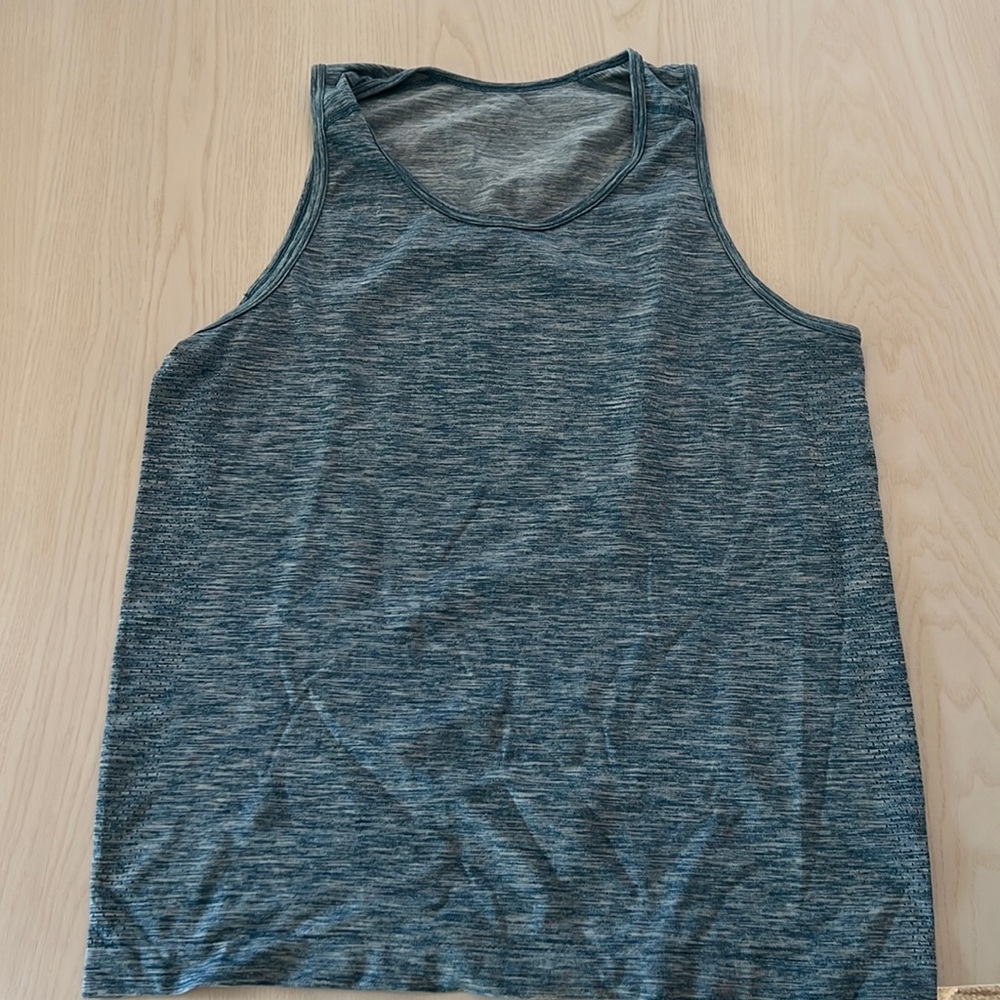 Lulu lemon workout tank